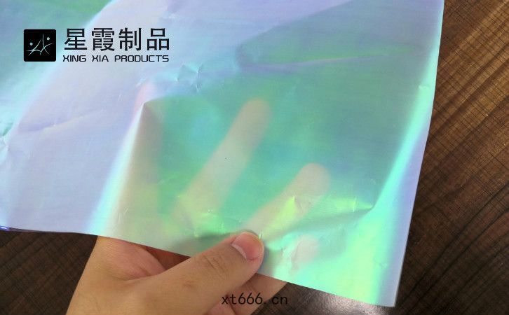 PET薄膜塗覆熱(rè)熔膠