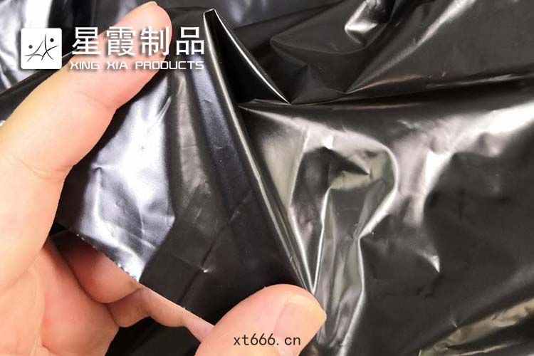 黑色TPU薄(báo)膜