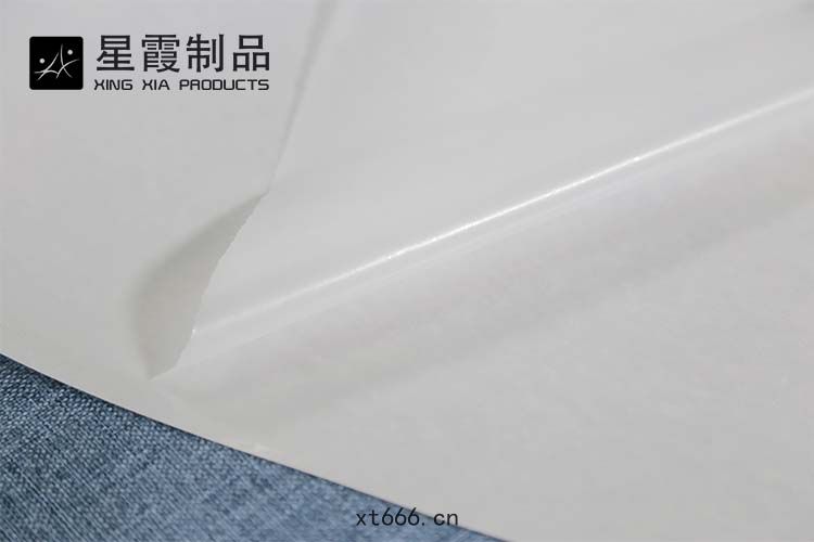 碳纖(xiān)維布復(fù)合(hé)TPU熱熔膠(jiāo)膜