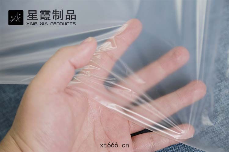 TPU熱(rè)熔膠(jiāo)膜(mó)特點